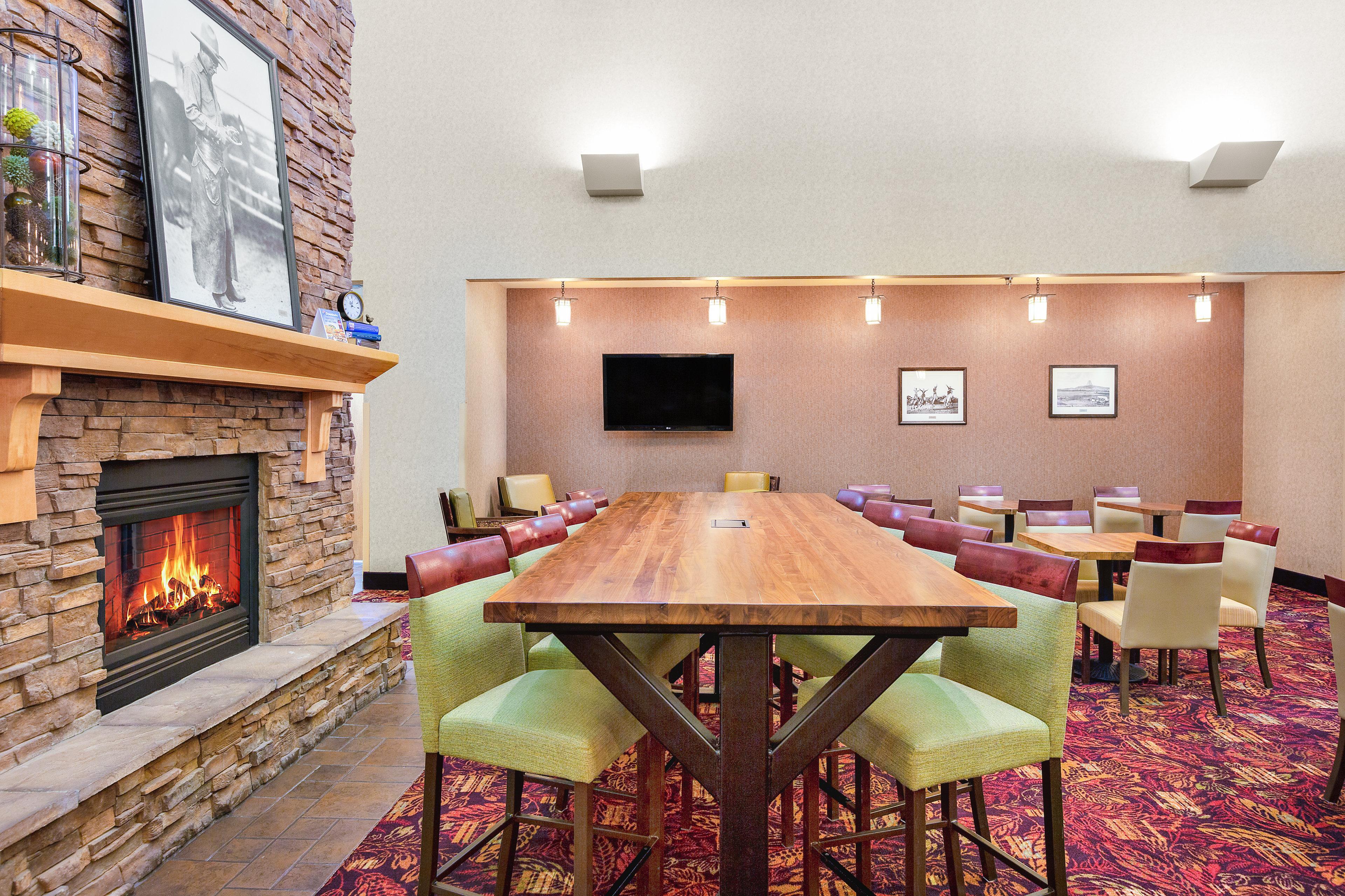 Holiday Inn Express Hotel & Suites Gillette By Ihg Exteriér fotografie