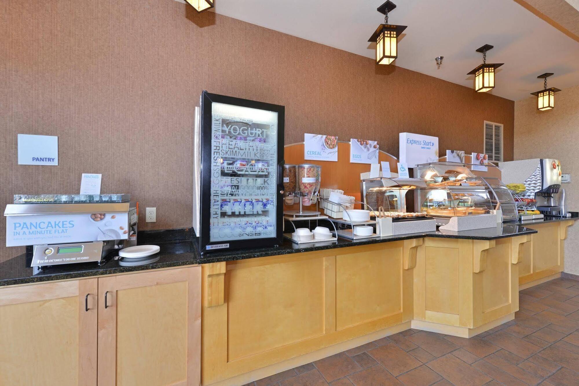 Holiday Inn Express Hotel & Suites Gillette By Ihg Exteriér fotografie